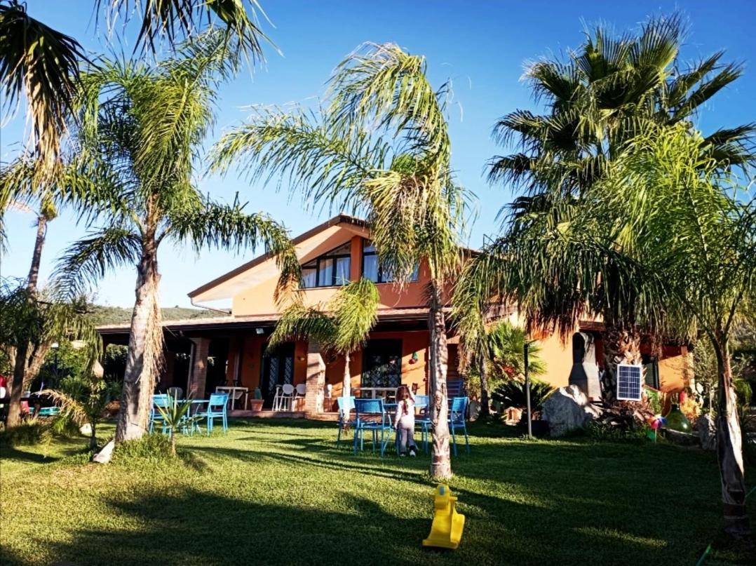B&B Villa Molinari Restaurant E Baby Park Campagna Exteriér fotografie