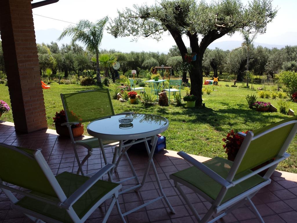 B&B Villa Molinari Restaurant E Baby Park Campagna Exteriér fotografie